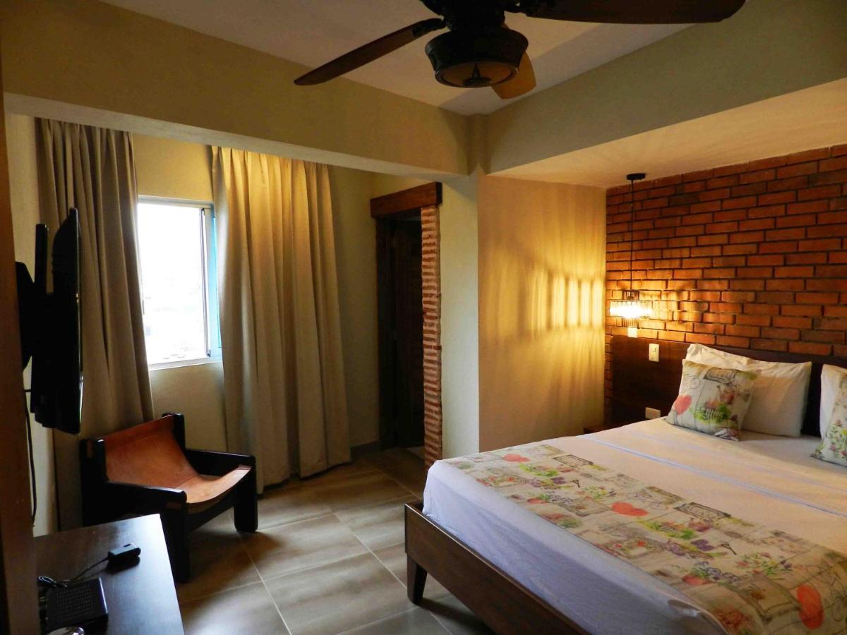 Mon Hotel Boutique 孔斯坦萨 外观 照片