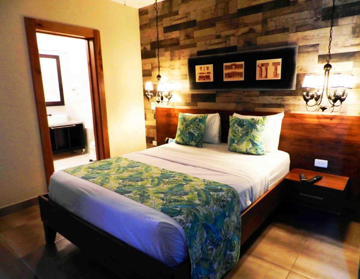 Mon Hotel Boutique 孔斯坦萨 外观 照片