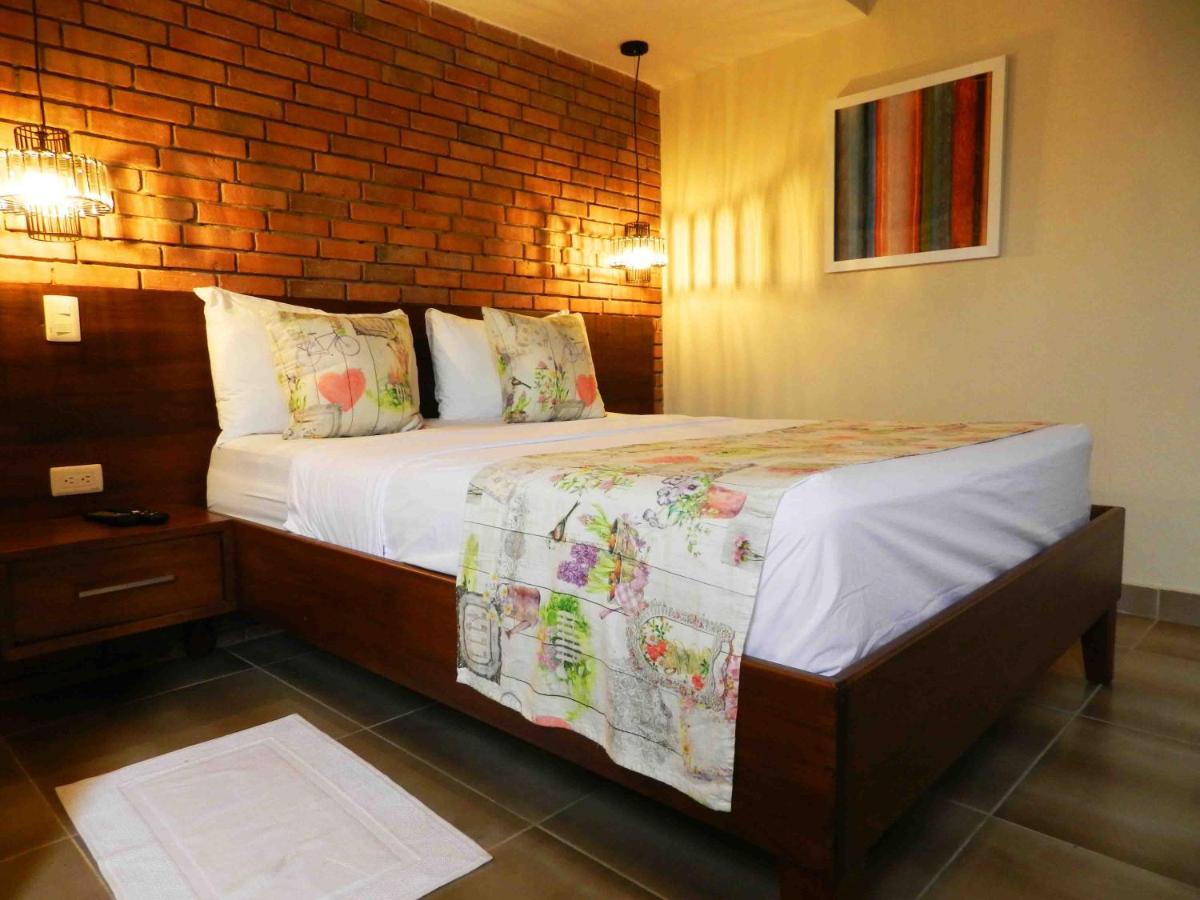 Mon Hotel Boutique 孔斯坦萨 外观 照片
